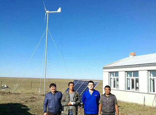 南京歐陸2KW風(fēng)光互補發(fā)電系統(tǒng)為內(nèi)蒙無電區(qū)居民解決用電難題